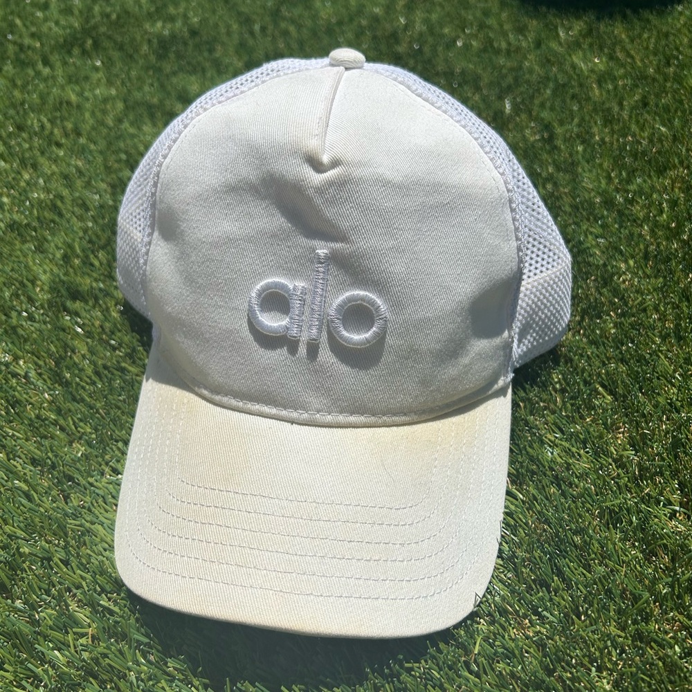 ALO Yoga Hat